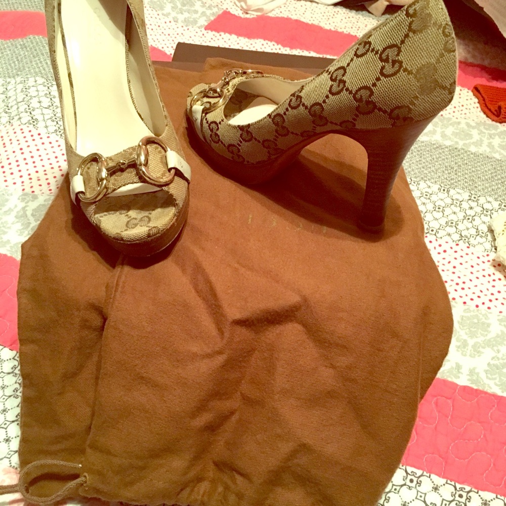Authentic Gucci peep toe heels